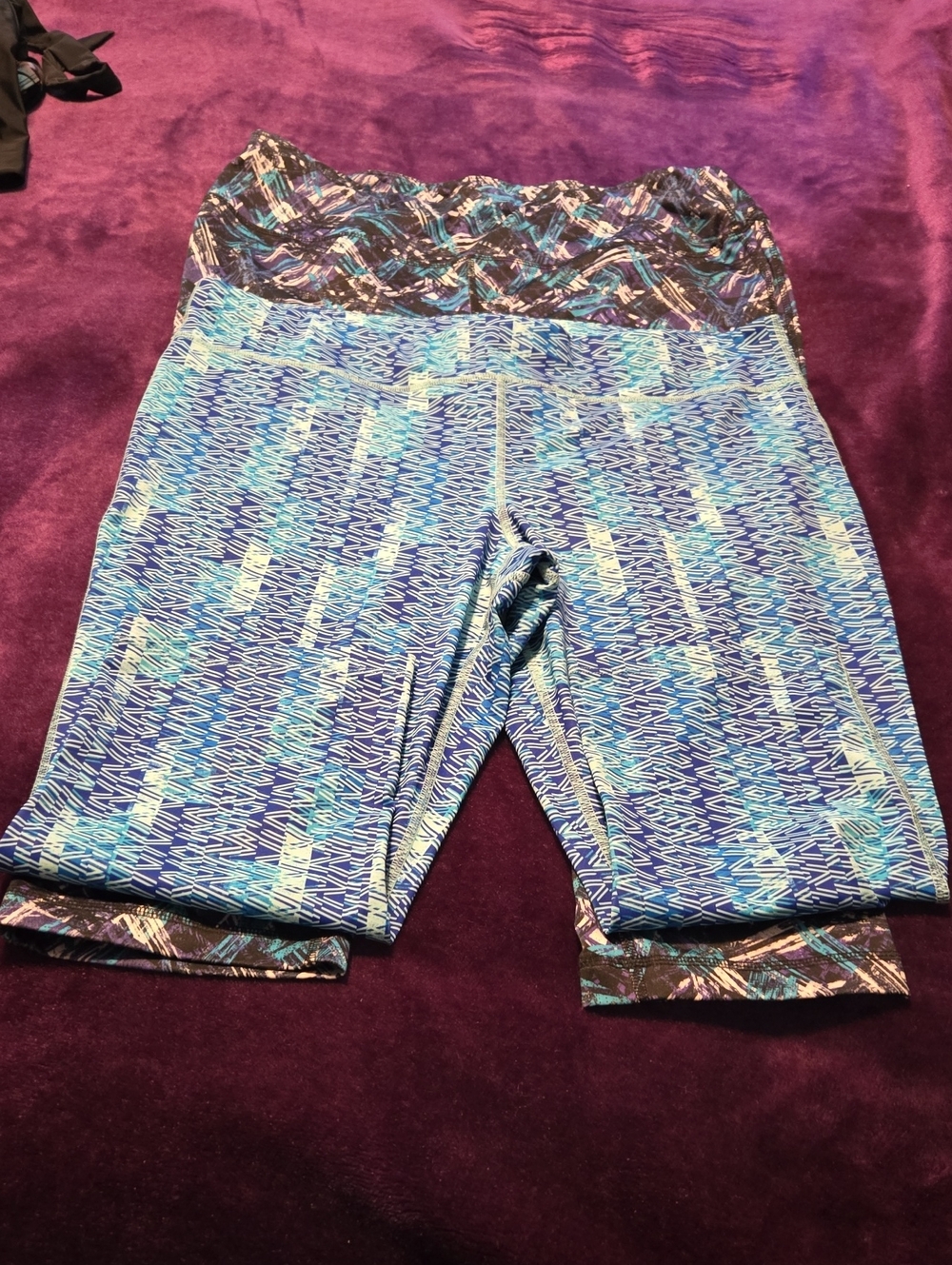 2 Pair Capri Leggings 1 Xersion XL 1 Exertek XL